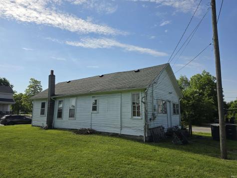 1332 Harmar Street Fort Wayne IN 46803