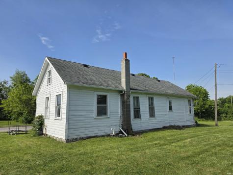 1332 Harmar Street Fort Wayne IN 46803