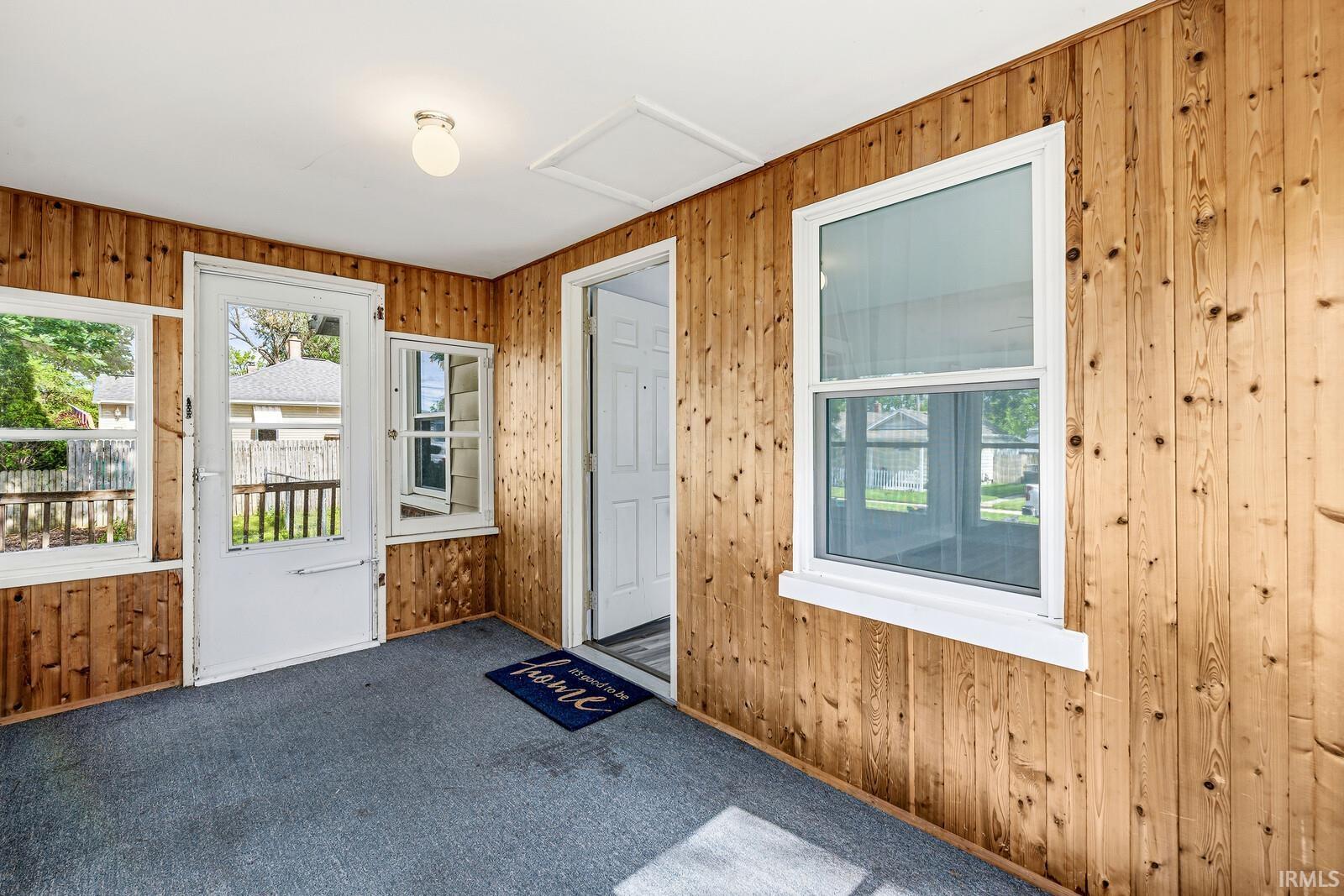 1731 Homewood Avenue Mishawaka IN 46544