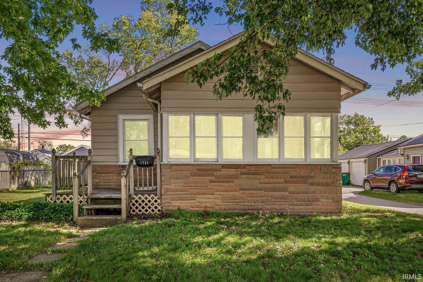 1731 Homewood Avenue Mishawaka IN 46544
