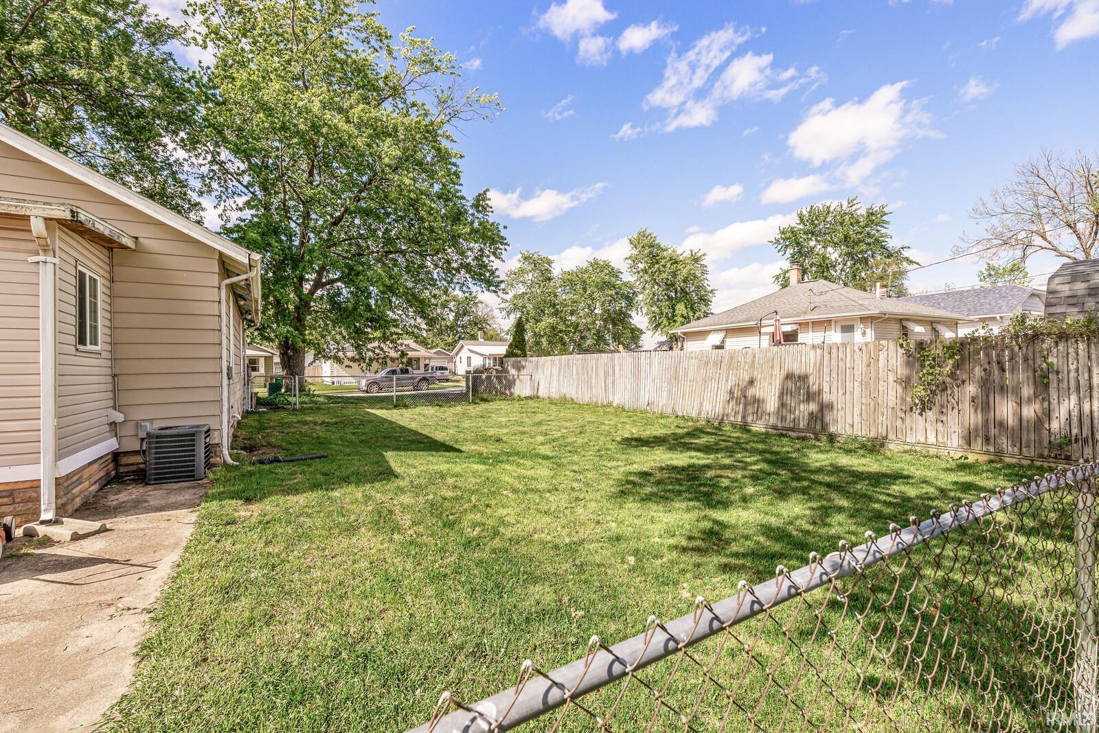 1731 Homewood Avenue Mishawaka IN 46544