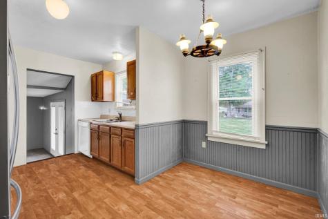 1819 N Ewing Street Seymour IN 47274