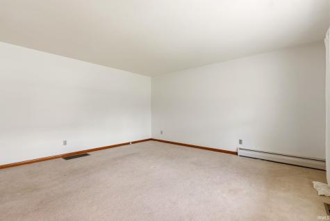 6515 W Hills Road Fort Wayne IN 46804