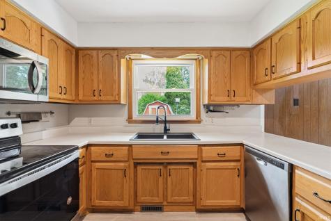 6515 W Hills Road Fort Wayne IN 46804