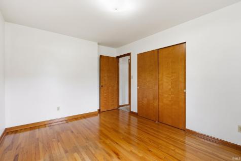 6515 W Hills Road Fort Wayne IN 46804