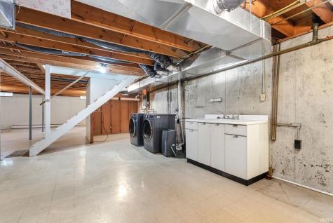 6515 W Hills Road Fort Wayne IN 46804