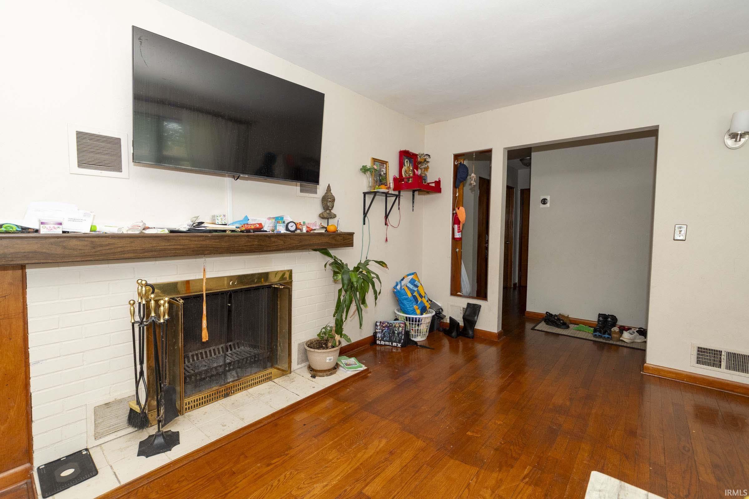 20018 Roosevelt Road South Bend IN 46614