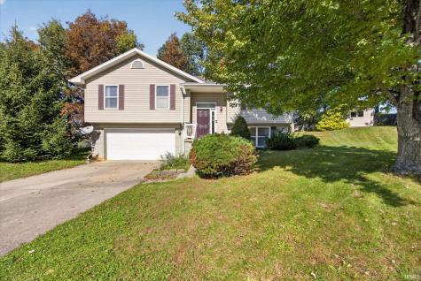 623 E Antler Court Ellettsville IN 47429