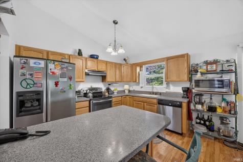 623 E Antler Court Ellettsville IN 47429