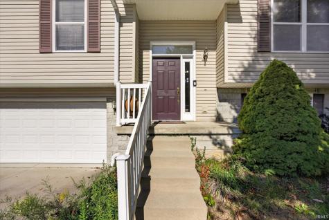 623 E Antler Court Ellettsville IN 47429