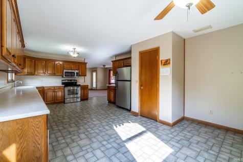 9540 E 500 S Road Wolcottville IN 46795