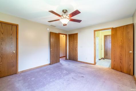 9540 E 500 S Road Wolcottville IN 46795