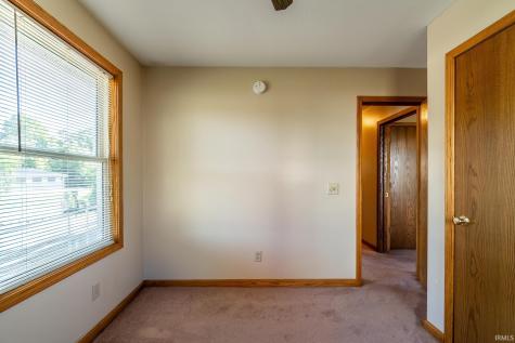 9540 E 500 S Road Wolcottville IN 46795