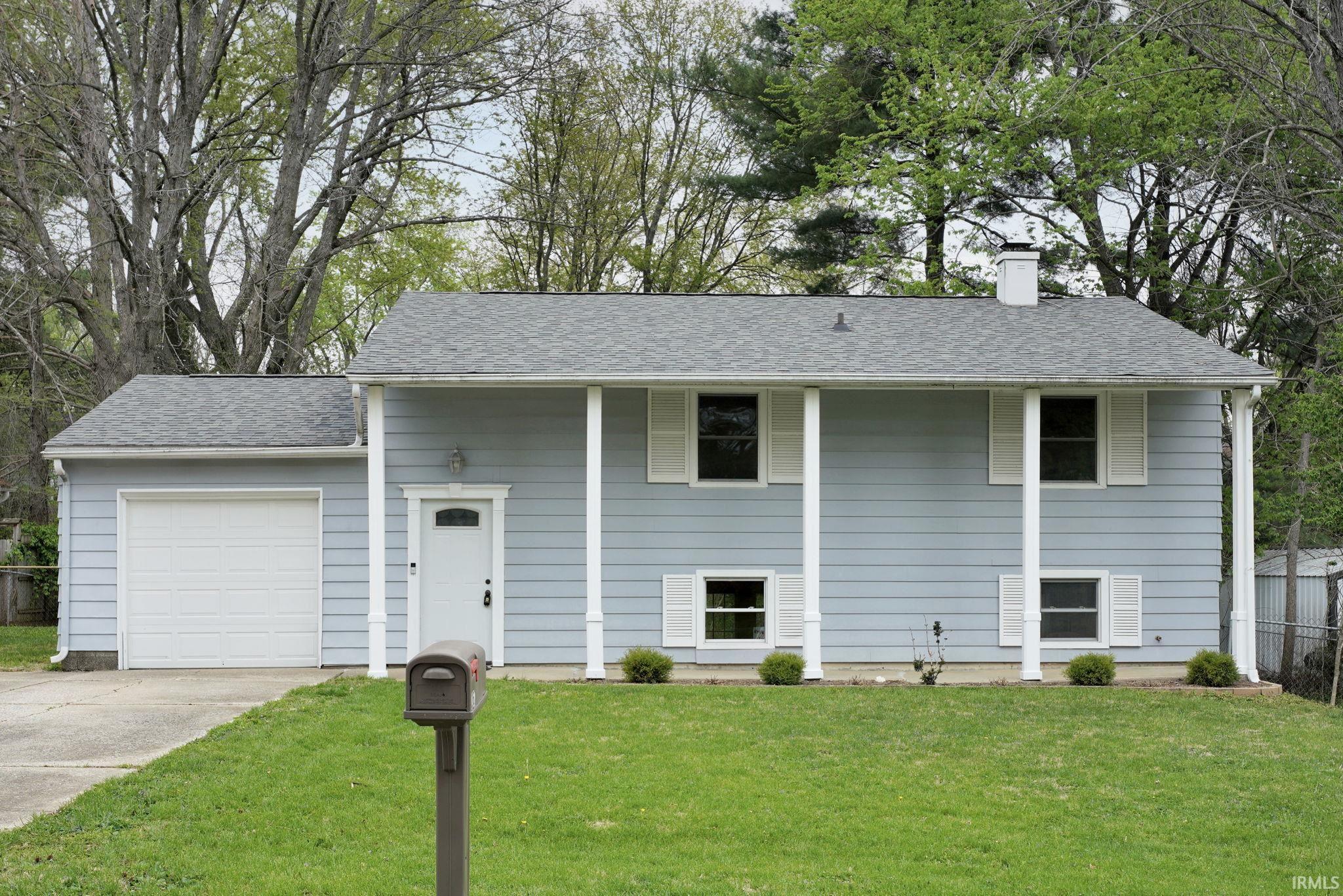 306 S Cedar Drive Ellettsville IN 47429