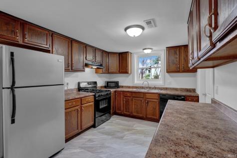 306 S Cedar Drive Ellettsville IN 47429