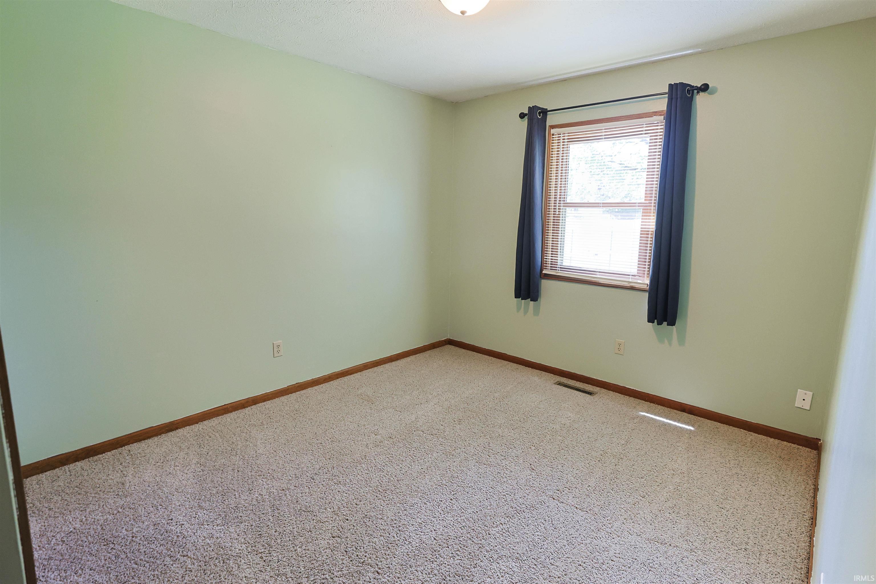 52297 Leland Avenue South Bend IN 46637