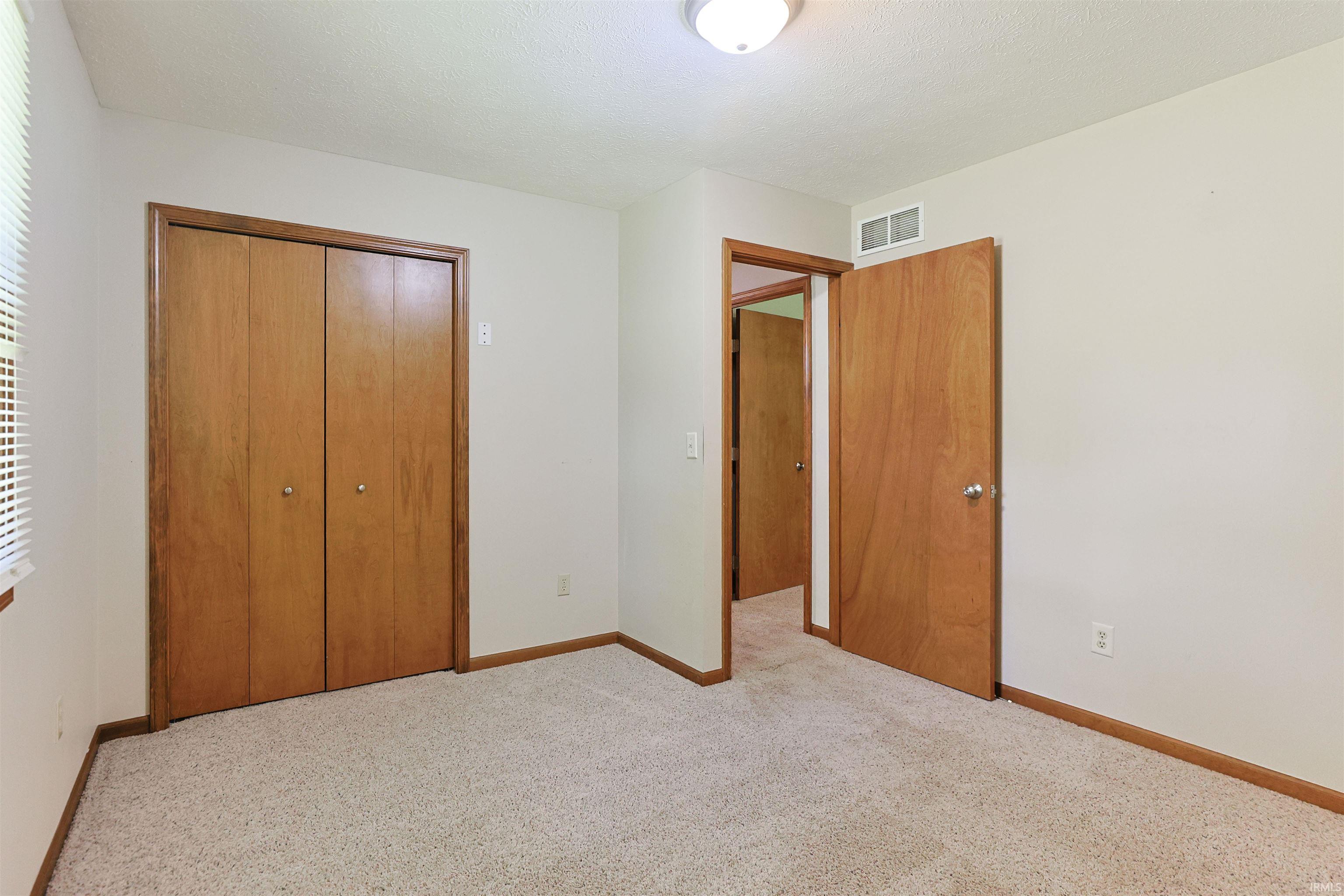 52297 Leland Avenue South Bend IN 46637