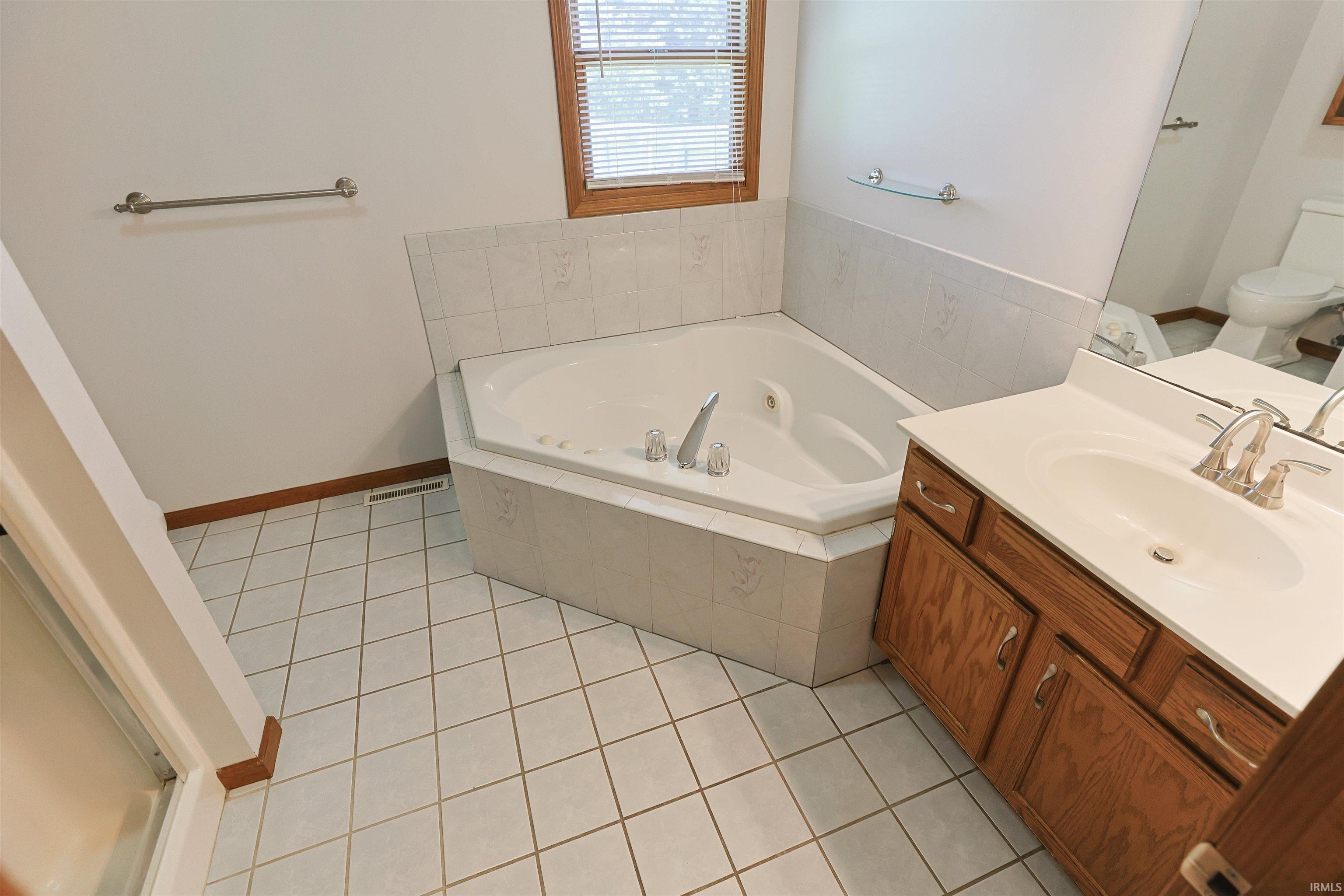 52297 Leland Avenue South Bend IN 46637