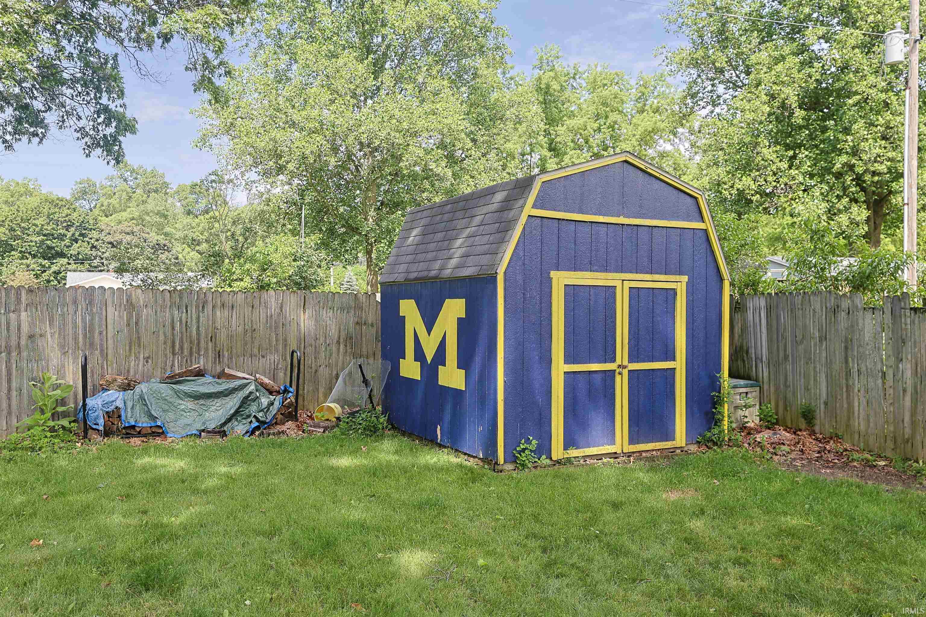 52297 Leland Avenue South Bend IN 46637