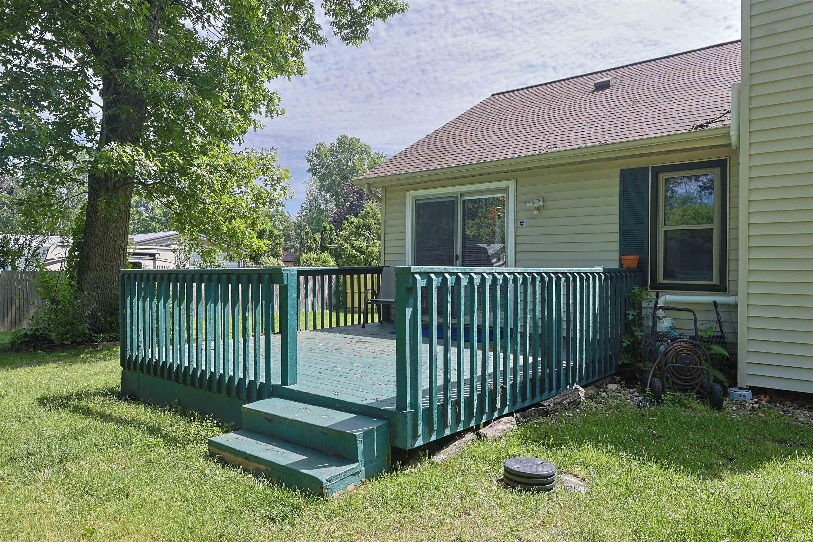 52297 Leland Avenue South Bend IN 46637