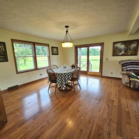 9000 Beamer Station Road Bowling Green IN 47833