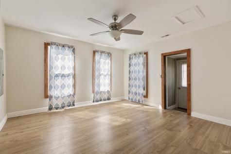 303 W Market Street Salem IN 47167