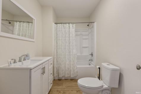 303 W Market Street Salem IN 47167