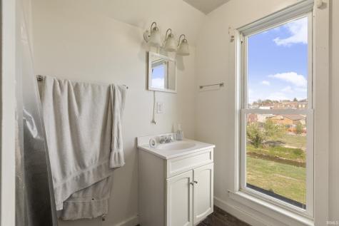 303 W Market Street Salem IN 47167