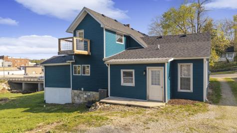 303 W Market Street Salem IN 47167