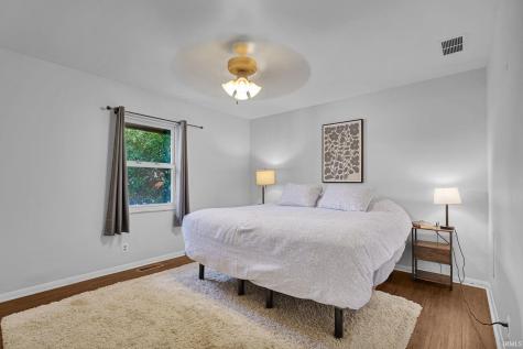 225 Indian Trail Evansville IN 47715