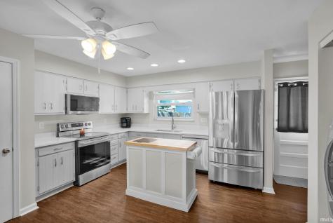 225 Indian Trail Evansville IN 47715