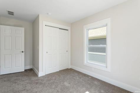 1011 Allen Avenue South Bend IN 46616