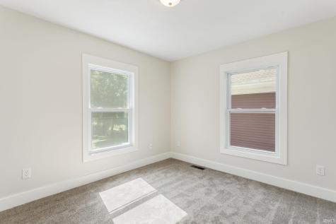 1011 Allen Avenue South Bend IN 46616