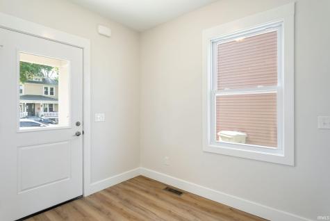 1011 Allen Avenue South Bend IN 46616