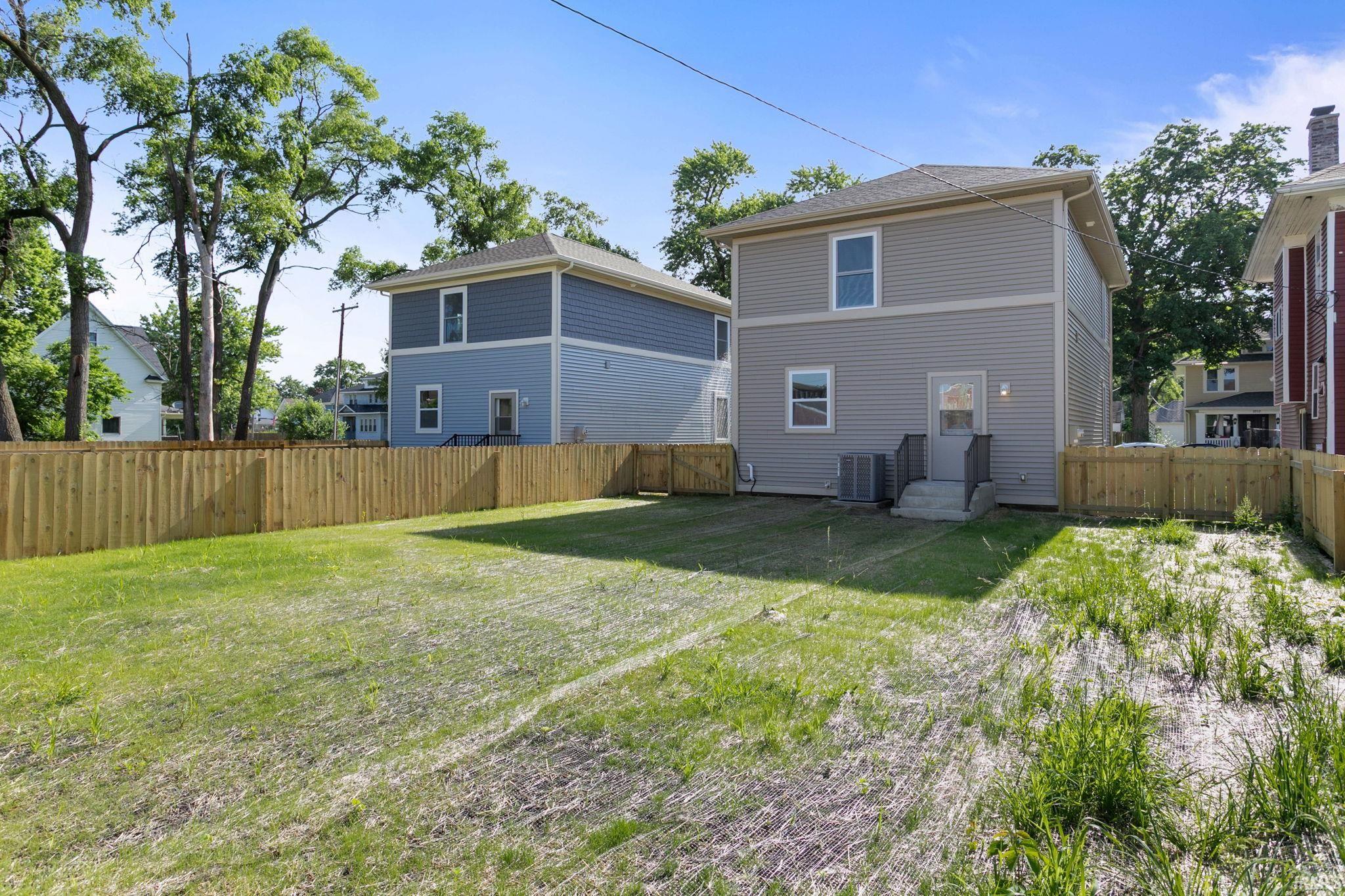 1011 Allen Avenue South Bend IN 46616