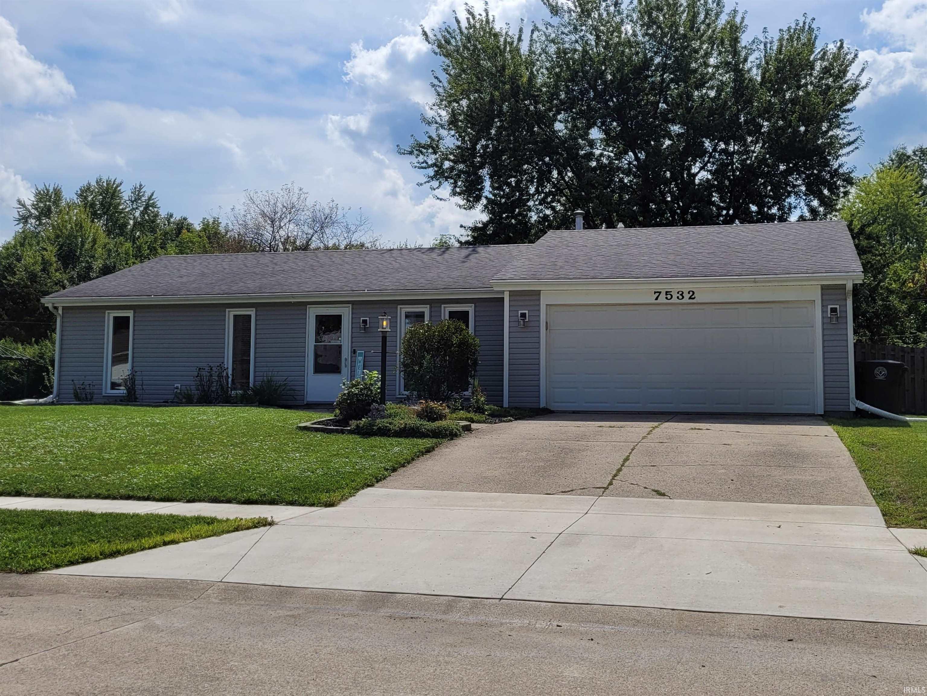 7532 Imperial Plaza Drive Fort Wayne IN 46835