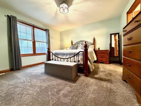 223 Steeple Pointe Lane Bedford IN 47421