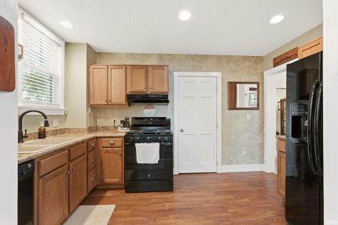 2721 West Drive Fort Wayne IN 46805