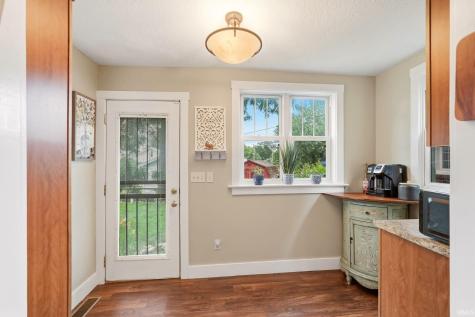 2721 West Drive Fort Wayne IN 46805
