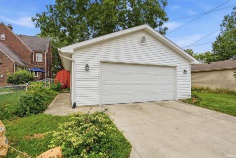 2721 West Drive Fort Wayne IN 46805