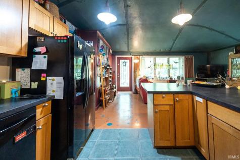 664 W 100 N Lane Williamsport IN 47993