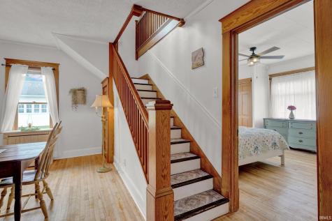 247 W Mechanic Street Bloomfield IN 47424
