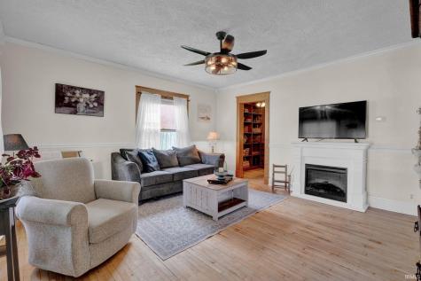 247 W Mechanic Street Bloomfield IN 47424