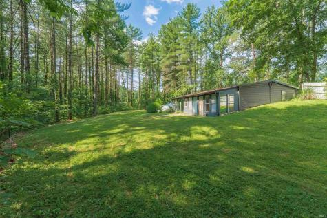 1260 N Lawrence Hollow Drive Bloomfield IN 47424
