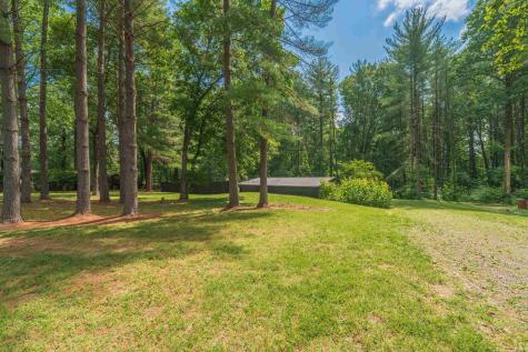 1260 N Lawrence Hollow Drive Bloomfield IN 47424