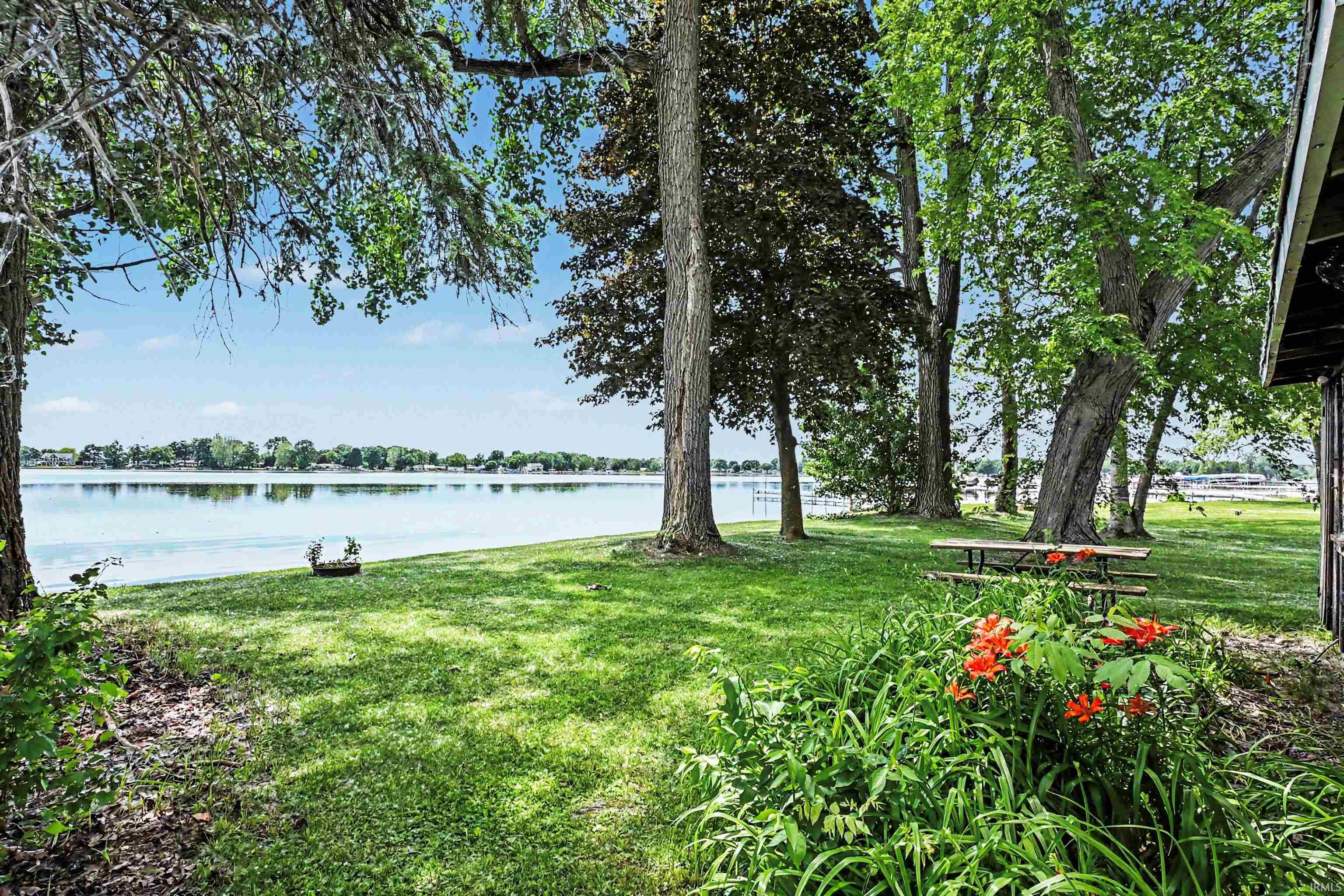 3825 Lake Shore Drive Bremen IN 46506
