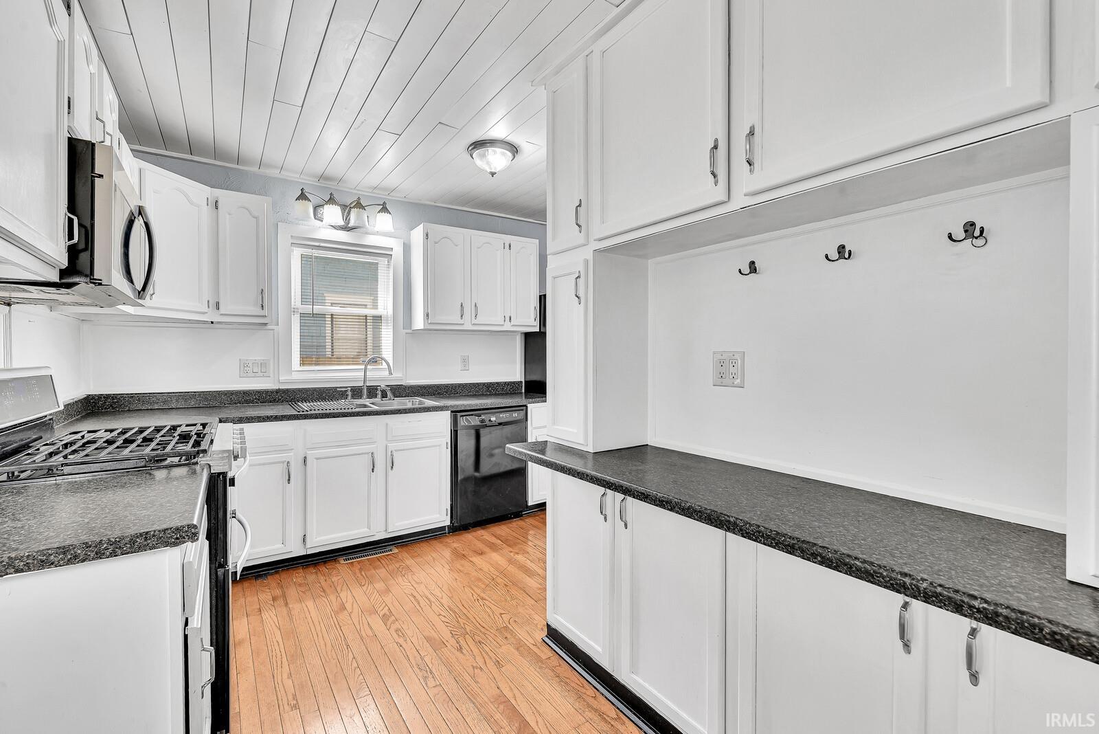 752 S Ironwood Drive South Bend IN 46615