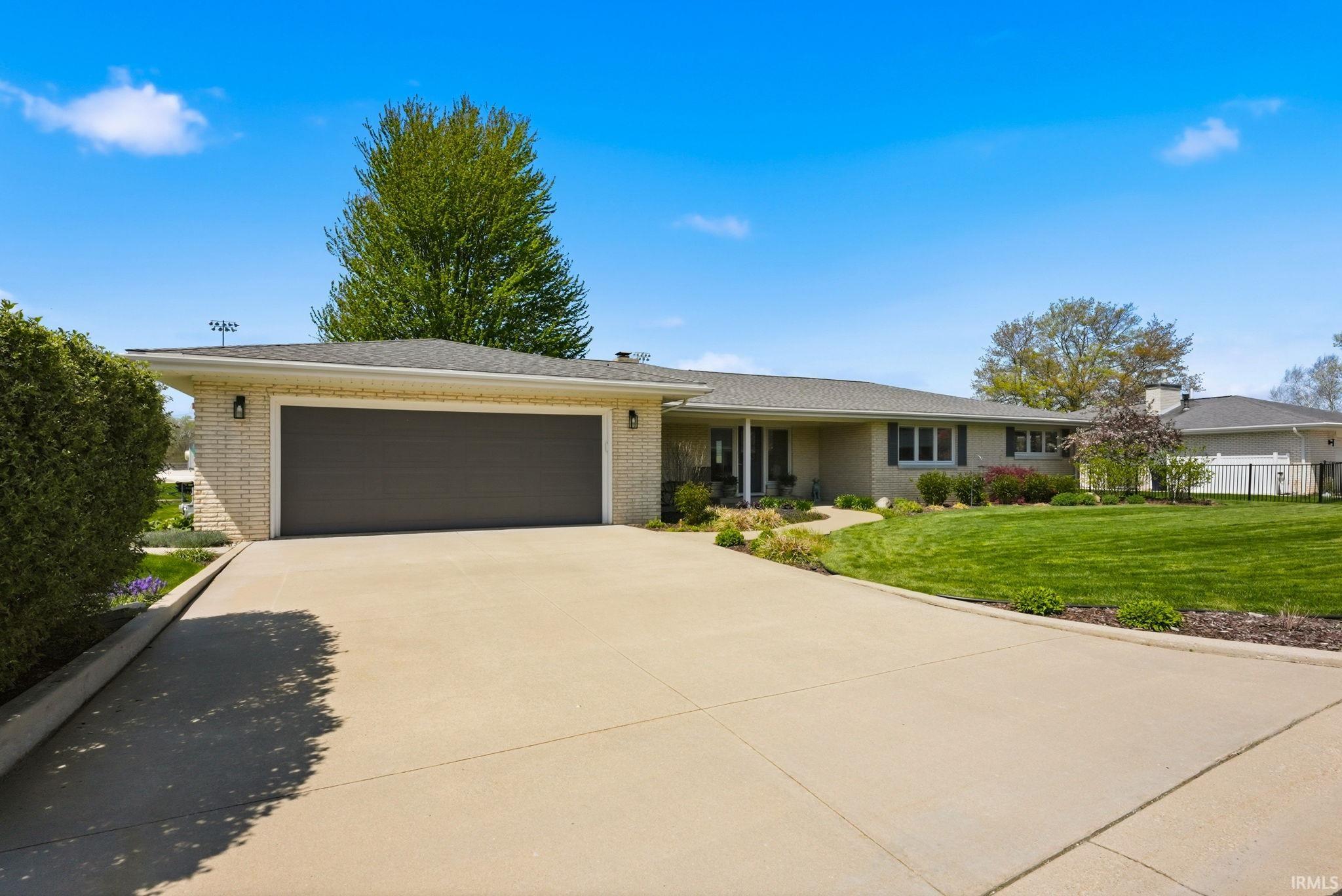 31 Fairlane Drive Warsaw IN 46580