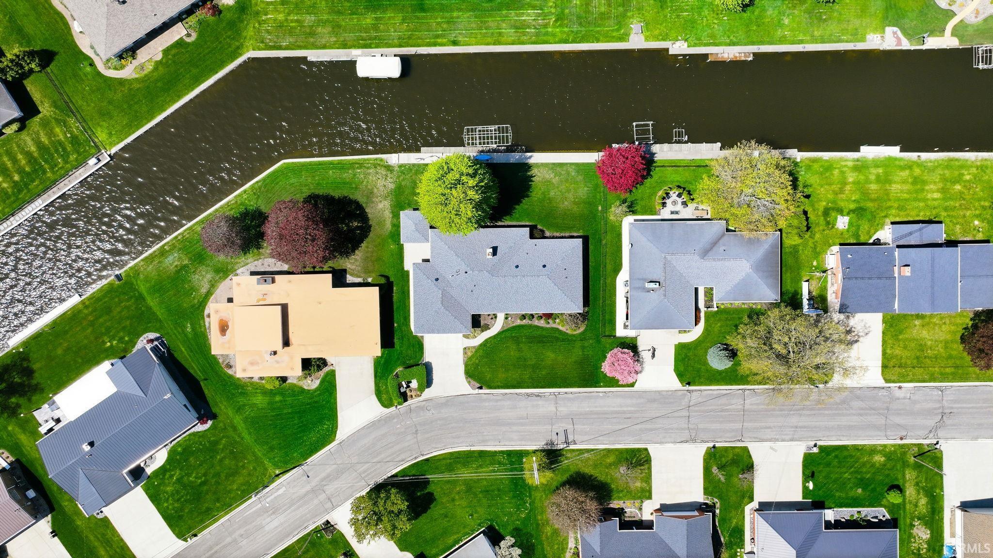 31 Fairlane Drive Warsaw IN 46580