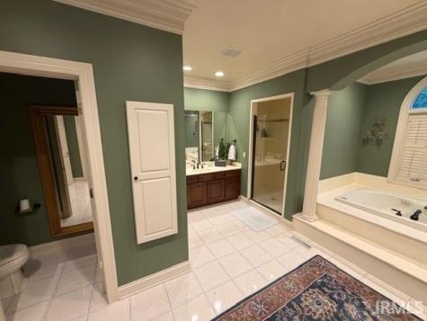 5421 Winthrop Court Evansville IN 47715